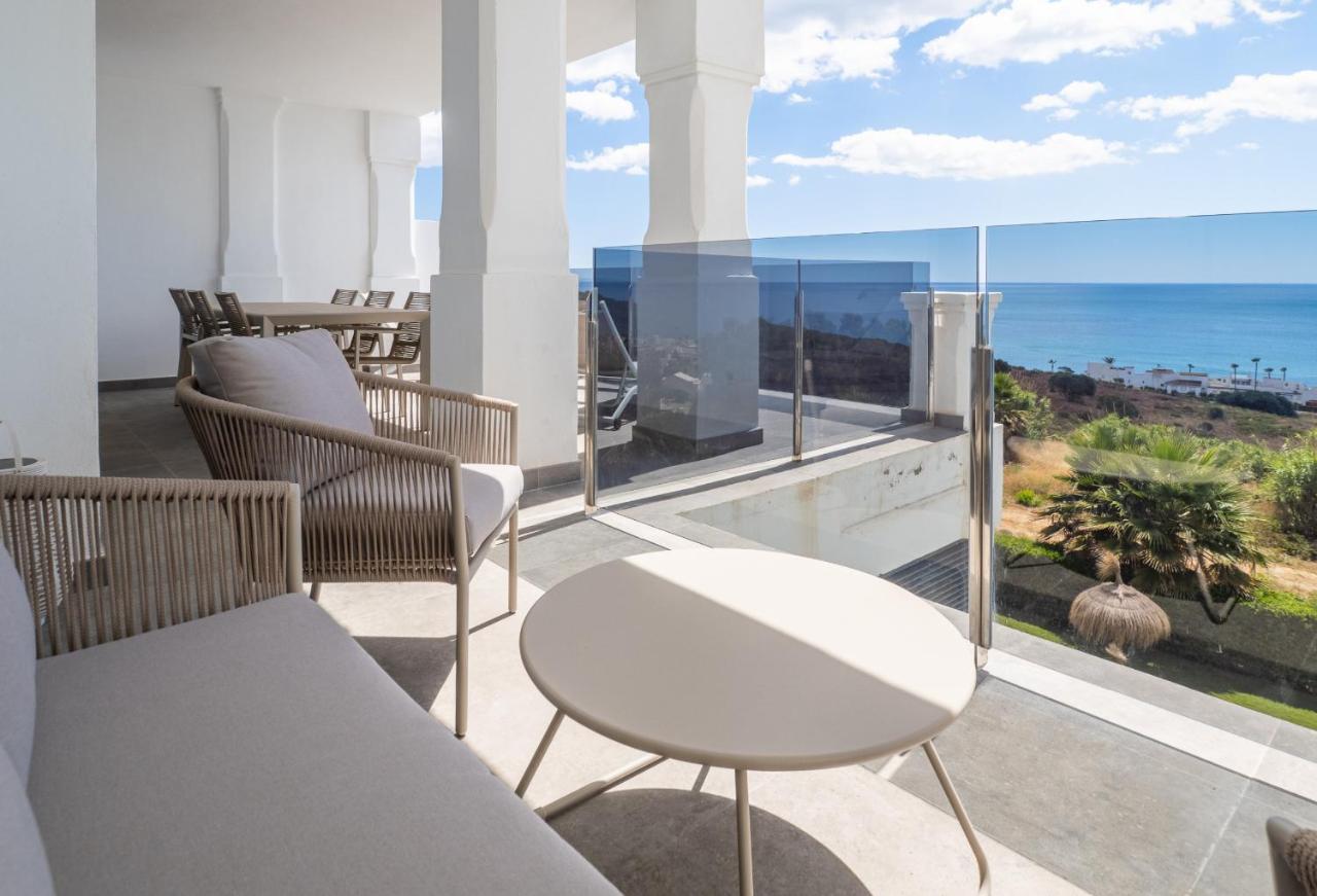 Blue Suite 2389 Sea Views Манилва Экстерьер фото