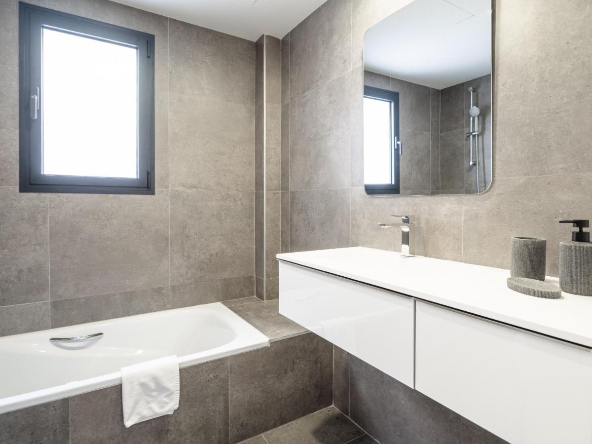 Blue Suite 2389 Sea Views Манилва Экстерьер фото