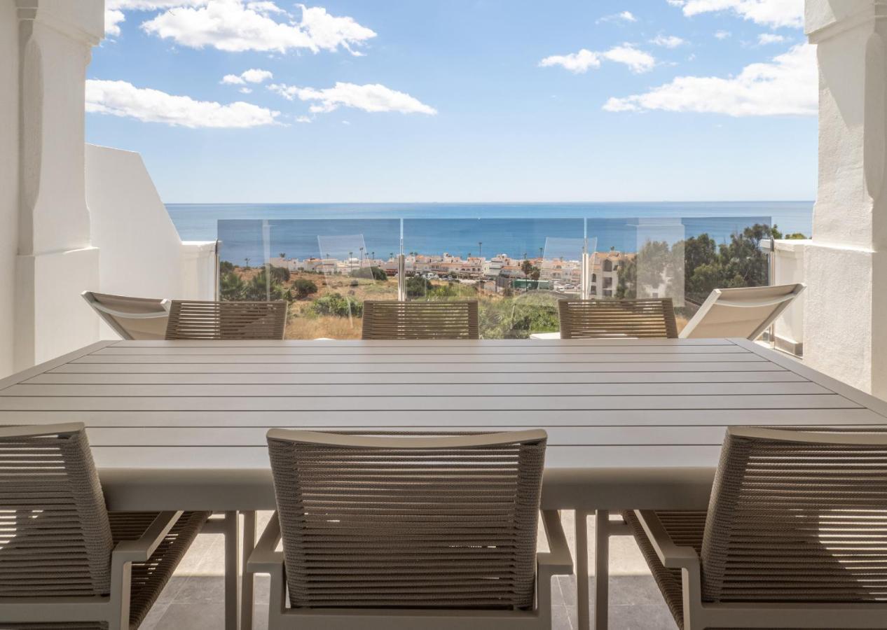 Blue Suite 2389 Sea Views Манилва Экстерьер фото