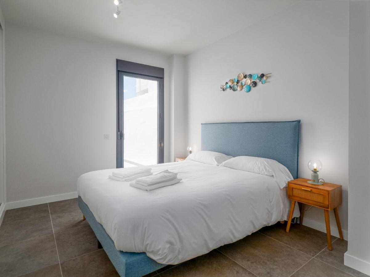 Blue Suite 2389 Sea Views Манилва Экстерьер фото